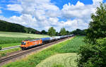 Re 482 048 mit einem Kesselzug am 23.06.2022 bei Einöd.