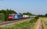 Re 482 029 mit dem DGS 44697 (Ludwigshafen BASF Ubf - Gallarate) bei Köndringen 9.6.23