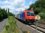 482 041-1 der SBB-Cargo auf der rechten Rheinstrecke in Richtung Sden nhert sich hier dem Rangierbereich des Bhf Unkel.