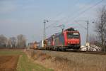 Re 482 003-1 + Re 421 397-1 (kalt) mit DGS 43017 Hamburg-Billwerder Ubf - Gallarate/I unweit von Gro-Karben.