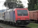 Holzlieferung fr die Lenzing AG mit Cargo Lok 482 045-0 Bahnhof Lenzing am 11.Juni 2011