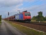 SBB Cargo Re 482 030-4 zieht einen VW Autozug am 05.10.2011 durch Wiesental    