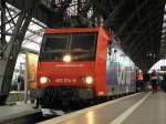 SBB Cargo 482 014-8 mit einem Rheingold-Sonderzug in Kln Hbf am 9.10.2011