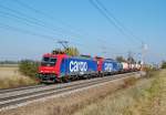 482 045 und ein weitere 482 sind am 22.10.2011 mit einem  Containerzug bei Marchtrenk zu sehen gewesen.