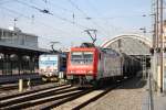 Ausfahrt aus Dresden Hbf: 482 037-9 mit Kesselzug am 04.10.2011