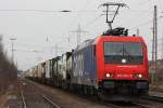 Die SBB Cargo 482 047 musste am 22.2.12 mit einem Containerzug einen Halt in Ratingen-Lintorf einlegen.Gru an die drei Tf auf der Lok !