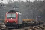 SBB Cargo 482 011 am 7.3.12 bei der Durchahrt durch Ratingen-Lintorf.