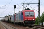 482 046 und 482 *** der SBB Cargo durchfahren am 24.06.12 Dresden Strehlen mit ihrem Gterzug.