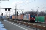 482 030-4 SBB Cargo fr HSL Logistik GmbH mit einem Containerzug, bei der Durchfahrt in Rathenow und fuhr in Richtung Wustermark weiter.