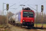 SBB Cargo 482 026-2 mit Kesselwagen am 02.04.2013 bei Riegel