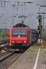 OSNABRÜCK, 14.08.2014, 482 030-4 der SBB Cargo vor einem Güterzug bei der Durchfahrt durch Osnabrück Hbf