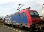 482 041-1 der SBB am 3.9.2014 mit einem Güterzug im Bahnhof Freilassing.