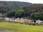 482 033-8 der SBB Cargo durchfährt Bad Schandau an der Elbe am 21.