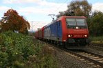 Am 16.10.2014 hatte die 482 012-2 auf ihrer Fahrt nach Süden nur drei Novelis Schiebeplanwagen am Haken.