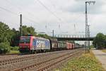 Durchfahrt am 10.08.2015 von Re 482 018-9 mit dem DGS 48620 (Muttenz - Göttingen Gbf) durch Müllheim (Baden) in Richtung Freiburg.