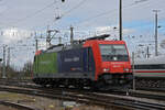 Re 484 012-0 durchfährt am 20.03.2023 solo den badischen Bahnhof.