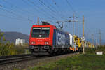 Re 484 009-6 fährt am 05.11.2024 Richtung Bahnhof Pratteln.