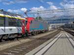 Cisalpino Basel SBB- Milano Centrale mit Re 484 durchfhrt am 16.10.07 den Bahnhof Spiez in Richtung Brig.