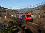 Die Re 484 014 und die Re 484 013 mit am 24.01.2015 unterwegs bei Albes.