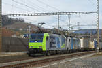 Doppeltraktion, mit den Loks 485 009-5 und 186 104-6 durchfährt den Bahnhof Gelterkinden. Die Aufnahme stammt vom 16.01.2019.