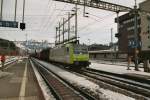 Die BLS Re 485 004-6, am 2.2.04 in Arth-Goldau