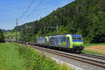 Doppeltraktion, mit den BLS Loks 485 002-0 und 475 405-7 fährt Richtung Bahnhof Tecknau.