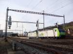 R 485 012 und 006 mit Kesselzug bei Gelterkinden am 08.01.2008