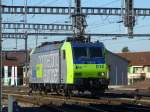 bls cargo - E-Lok 485 014-5 bei Rangierarbeiten im Bahnhof von Spiez am 08.02.2008