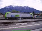 BLS Cargo Re 485 015-2 macht sich als Lz 38394 wieder aus dem Staub.