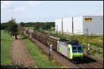 Einen kurzen Gterzug hat 485 008 der BLS am 02. September 2008 am Haken. Die Aufnahme entstand zwischen Muggensturm und Malsch, Fahrtrichtung des Zuges war Karlsruhe.