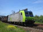 485 010 der BLS Cargo fhrt am 25.05.2005 durch Karlsruhe in Richtung Mannheim.