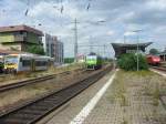 Seltenheit in Worms Hbf Links ein Regioshuttle der Salztaler Eurobahn (VT 1.01) dieser Zug stand hier in Womrs Hbf, weil das ein Geburtstagszug fr irgendjemanden war, daneben 485-015 der BLS Cargo