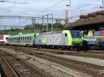 BLS - 485 002-0 mit Rolla bei der einfahrt im Bahnhof Spiez am 08.10.2014