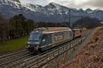 Lokzug RE 485 009 und die Re 425 182  Kandergrund  fahren morgens den 3.3.2015 in Mols vorbei.