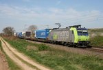 485 016 mit DGS 43625 (Freiburg Gbf–Novara) am 22.04.2015 zwischen Buggingen und Mllheim (Baden)