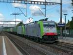 bls - Lok 486 504 und 485 vor Gterzug bei der Durchfahrt im Bahnhof Mnsingen am 10.09.2010