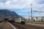 Re 486.510 am 30.10.2010 mit Gterzug in Arth-Goldau