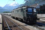 Und weiter in den Archivbildern gekramt: Ae 6/6 11404  Luzern  macht sich am 08.06.2004 in Erstfeld auf, eine neue Aufgabe zu übernehmen.