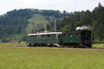 SBB HISTORIC.
PROTOTYP Ae 6/6 11402  URI  mit Ec 3/3 HWB 5 bei Daiwil/LU unterwegs am 23. Mai 2015.
Foto: Walter Ruetsch