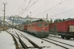 Die Ae 6/6 11470  Brugg , mit einem gemischten Gterzug, am 2.2.04 in Arth-Goldau