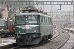 Am verregneten 19 September 2021 fand der 1. Edition der Gotthard Bahntage in Erstfeld statt und 11411 war dabei. Hier setzt sie sich gegen ein Sonderzug nach Göschenen.