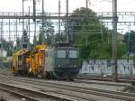 SBB - Ae 6/6 11435 unterwegs im Bahnhofsareal von Wohlen am 05.09.2008