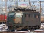 SBB - Ae 6/6 11438 im Bahnhof Solothurn am 07.03.2010