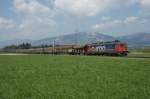 Ae 610 492-1 nhert sich am 19.4.10 Deitingen.