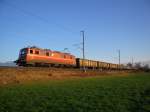 Zug 78490 mit 1580t Zuckerrben an einem schnen Herbstabend unterwegs von Landquart nach Frauenfeld. Steht vor Einfahrsignal Altsttten SG. Gezogen von der 11425.