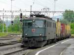 SBB - Ae 6/6 11514 mit Gterzug bei der Durchfahrt in Koblenz am 20.05.2010