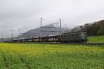 Ae 6/6 11743 mit einem Gterzug am 24.04.2012 bei Oensingen.