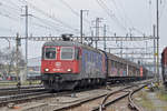 Re 620 047-1 durchfährt den Bahnhof Pratteln. Die Aufnahme stammt vom 20.03.2018.