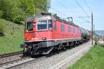 Re 620 056-2  Travers  nimmt am 20.04.2018 bei Umiken AG die Bözberg Südrampe in Angriff.