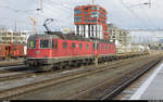 SBB Cargo Re 6/6 11650  Schönenwerd  und 11685  Sulgen  stehen am 6.